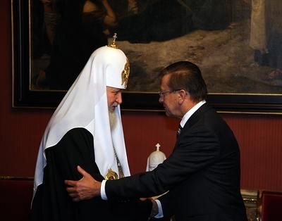 патриарх Кирилл и Виктор Зубков